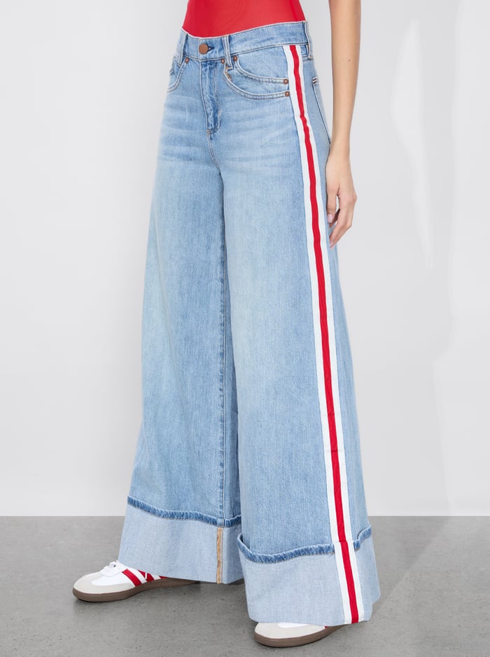 WALLIE CUFF JEAN - GEMMA LIGHT BLUE - Alice And Olivia